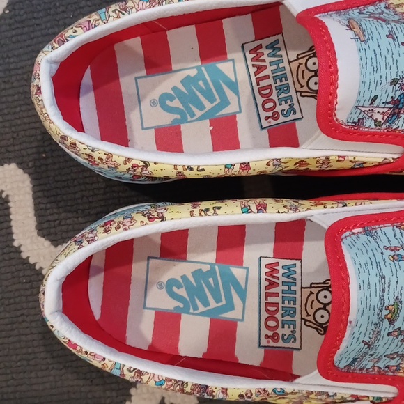 Vans Classic Where's Waldo Slip on Sneakers Limited Edition Women's 10 - Picture 4 of 16
